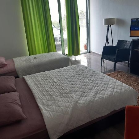 Zara Apartments 乌尔齐尼 外观 照片