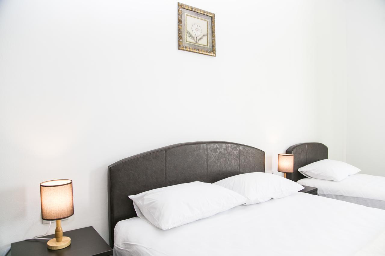 Zara Apartments 乌尔齐尼 外观 照片