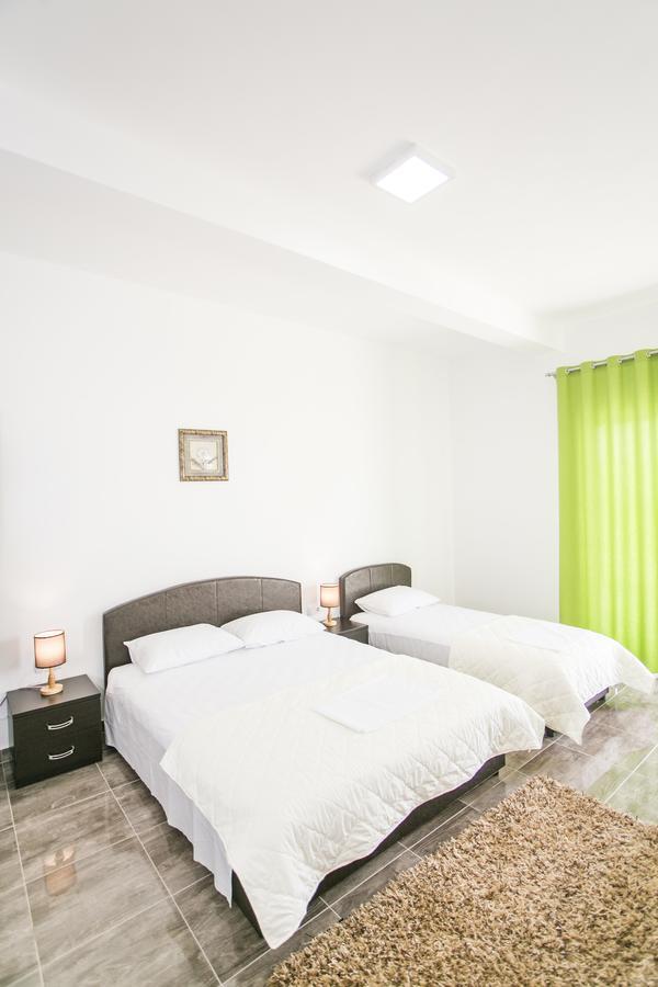 Zara Apartments 乌尔齐尼 外观 照片